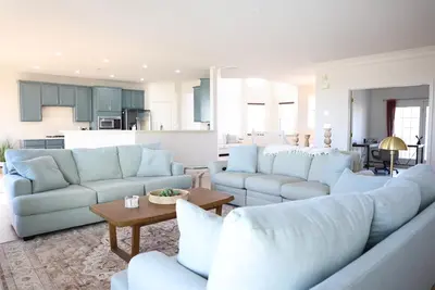 Image de Spacious 5br, Bayside Views, Resort w/ Pools & Gym