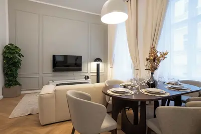 Image de Stylish and Modern 90m² Flat in Prime Location
