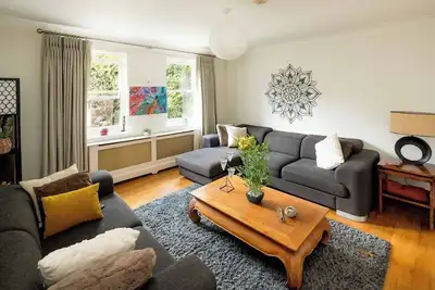 Image de Sydenham Haven: 2-Bedroom Retreat by the Park