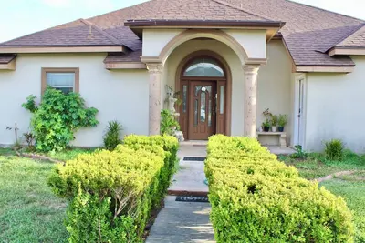 Image de Cozy 2br - Free Wi-Fi - 4 beds - Full Restroom - Pharr - Rgv