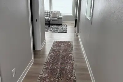 Image de New, spacious, 3 bedroom 2. 5 bath townhome in a peaceful Urbandale, Ia!