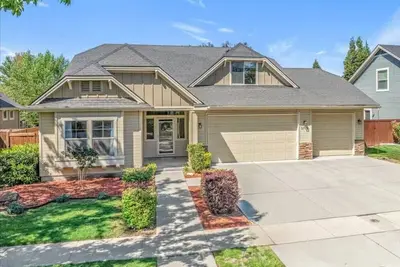 Image de Spacious 4br Meridian Retreat | Beautiful Backyard