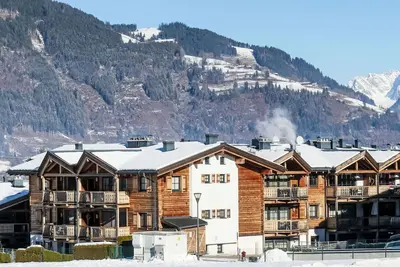 Image de Confortable appartement pour 6 personnes avec Wifi, piscine, Tv et balcon