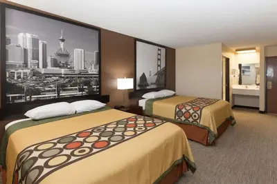 Image de Coratel Inn and Suites By Jasper Wichita North -Standard 2 Queen Bed Ns