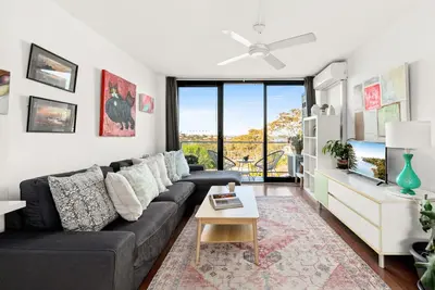 Image de Retraite dans la cime des arbres à cinq minutes à pied de la plage