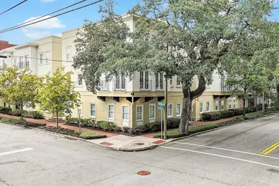 Image de 13 Condos in the Historic District | Entire Building | The Juliette by AvantStay