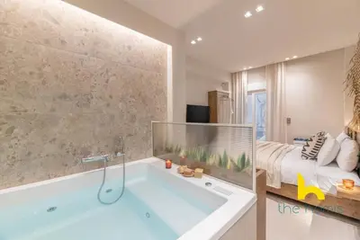 Image de Charming Boho Haven: Luxurious Escape in Thisseio!