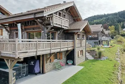 Image de Chalet Les Papis - 13 pers. - piscine et sauna