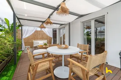 Image de Rooftop Hideaway w/ Large Private Patio near Metro