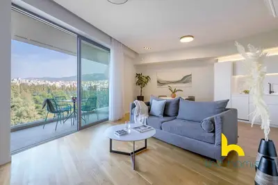 Image de Urban Apt with Stunning Acropolis View & Roofdeck