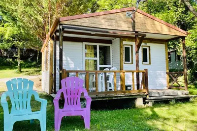 Image de Chalet avec Terrasse à Camon