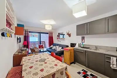 Image de Appartement lumineux proche centre ville avec balcon et parking