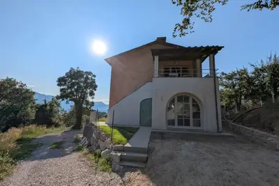 Image de Cozy Molazzana Stay -  2br Mountain Escape