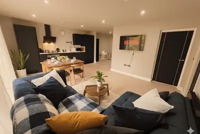 Image de Stunning Nec apartments - Sleeps 8