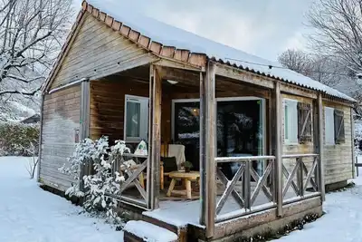 Image de ZEcamping 3 étoiles toboggans animaux acceptés chalet Tv Bbq 35m2