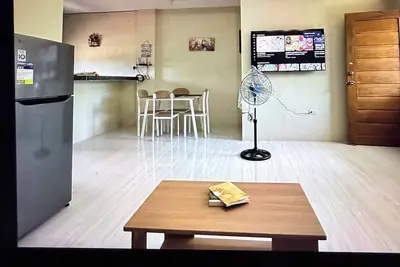 Image de Brand New Apt in Sta Rita, 3-bedrooms, private parking close to everything