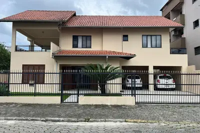 Image de House in Meia Praia - Itapema