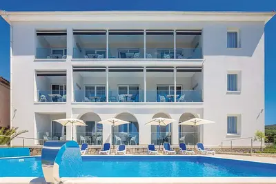 Superbe appartement de 2 chambres à Punat