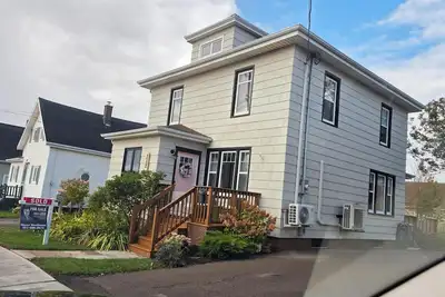 Image de Charming Summerside Heritage Home Near Beaches & Steps from the Boardwalk
