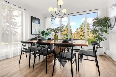 Image de 111 - Le Kingsville | Condo Haut de Gamme avec Vue