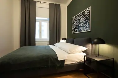 Image de Pet-friendly flat with a terrace near Belvedere