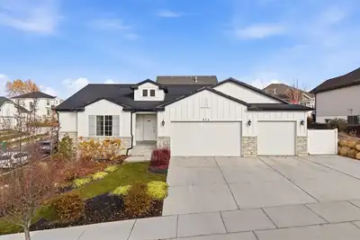 Image de Wasatch Ridge Retreat | Central | Fenced Backyard