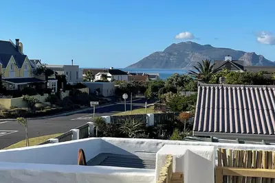 Image de Beautiful family home 5minutes walk from the beach.