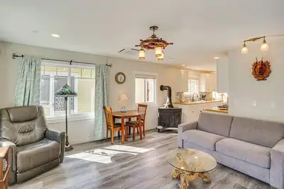 Image de Long-Term Retreat on Catalina Island w/ Golf Cart!