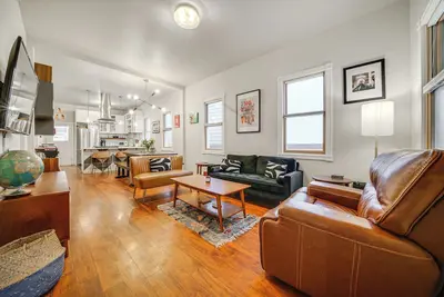 Image de Heart of Seattle: Pet-Friendly Bungalow w/ Yard!