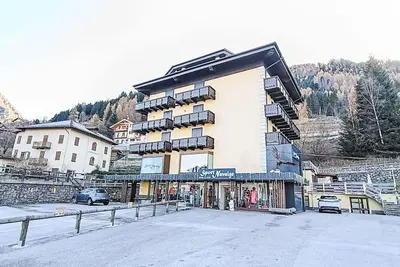 Image de Bel appartement pour 4 personnes avec Wifi, Tv et patio