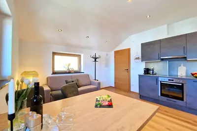 Image de Joli appartement pour 8 personnes avec Wifi, Tv et balcon