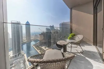 Image de StayShort - Beautiful 1br in Business Bay Sleeps 4!