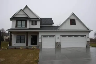 Image de Luxurious Sweet Escape stunning custom Home!