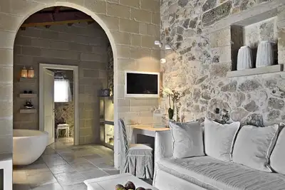 Image de Relais Masseria Capasa – Villa historique avec piscine privée à Martano