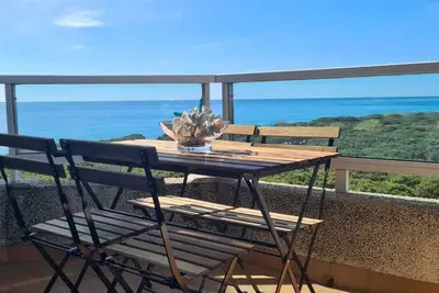 Image de Bravaholidays-150 Windsor-Vue sur mer et piscine. 1ère ligne de plage, 1 chambre