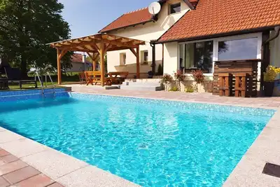 Image de Elegant 4‑Bedroom Dreamy Hill Villa with Pool & Jacuzzi in Croatian Hills