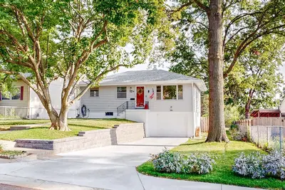 Image de Mid-Century Modern Hidden Gem