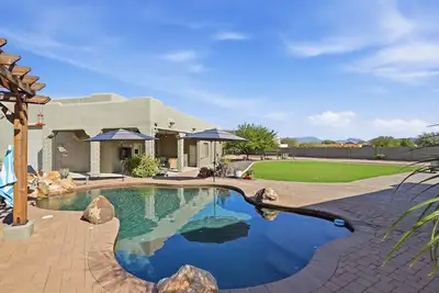 Image de Alanamari Desert Estate, Pool, Spa, Casita-2 homes in one!