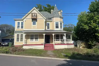 Image de Wolfville Dt • Modern 3br • 1. 5 Bath Suite Seaview