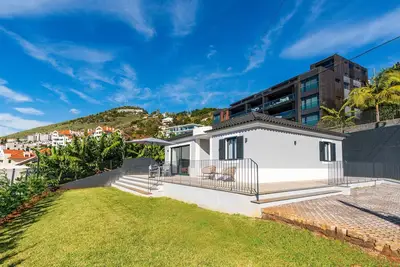 Image de Petit-déjeuner • Central • Bbq • Traditionnel