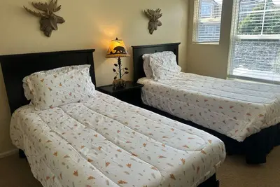 Image de 3-bedroom townhome in amazing Parker with Garage