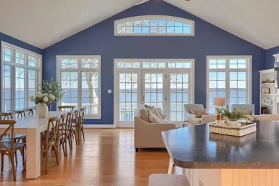 Image de 5br Chesapeake Waterfront Estate with Private Dock