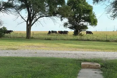 Image de 3-bedroom cabin in the beautiful flint hills of Kansas.
