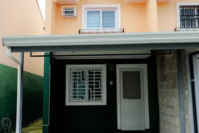 Image de Clark Stays Blue | Community Pool