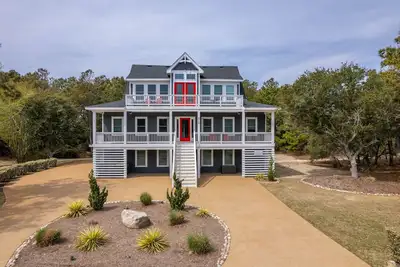 Image de Easy beach access, private heated pool, Currituck Club amenities