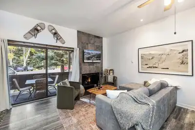 Image de Mountain Comfort | Golf, Hike, + Ski Nearby | Avon