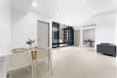 Image de Stylish 2br - Close to Station & 5 Mins to Airport