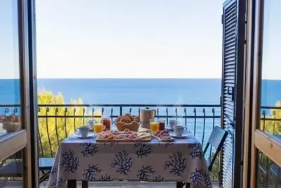 Image de Flat with sea view and private parking | Ap01