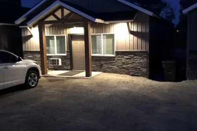 Image de Cabin on Salmon River/Sleeps 6/2 Bed/2Bath