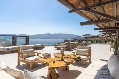 Image de Villa à Myconos avec 7 chambres à coucher, 14 couchages